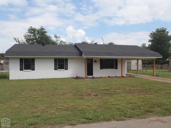 105 Cameron St, Tuckerman, AR 72473