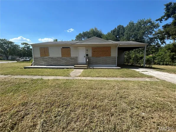 35 School St, Cahokia, IL 62206