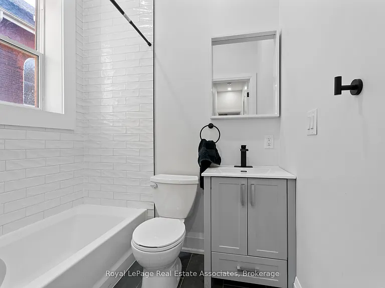 55 Cayuga St #1 — Photo 12
