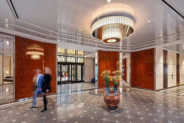 Sold by Compass | media 7