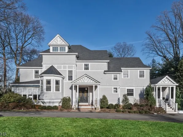 215 Prospect St, Ridgewood Village, NJ 07450