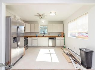 7541 Peck Ave #2, Anchorage, AK 99504