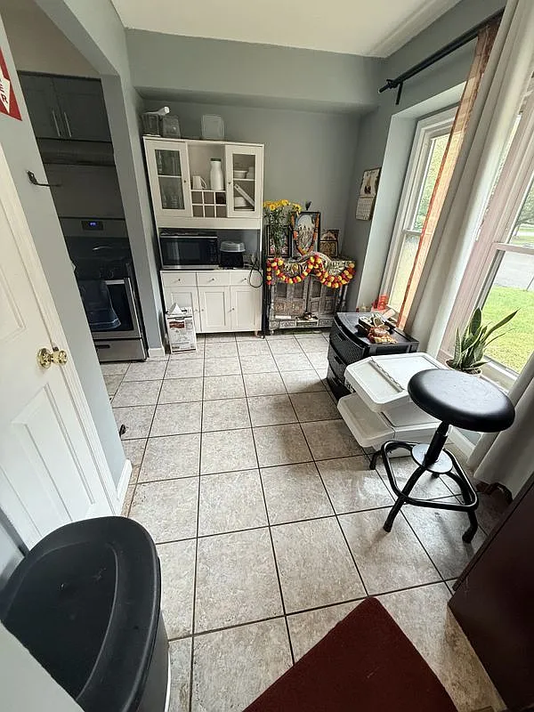 7 Hoffman Ct — Photo 3