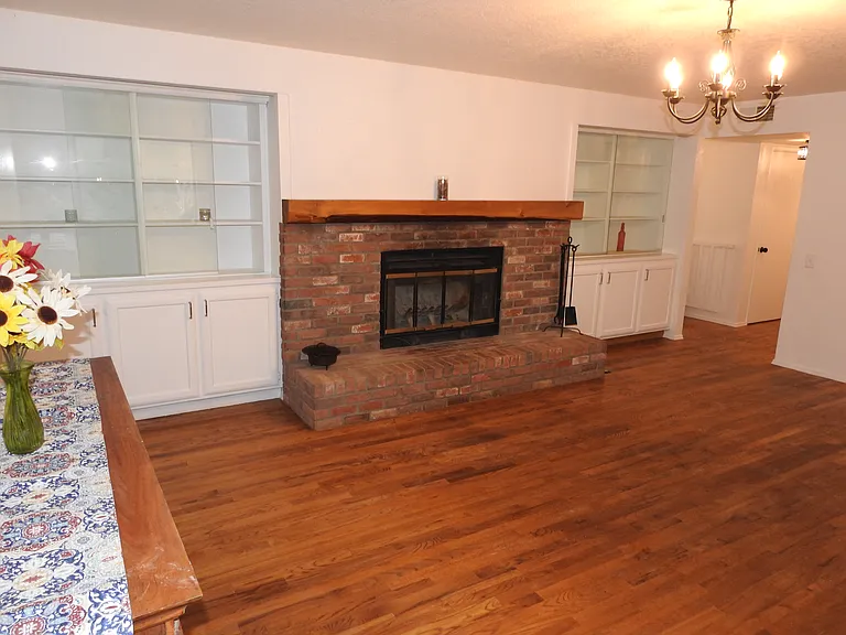 5041 Pine Ridge Ave — Photo 7