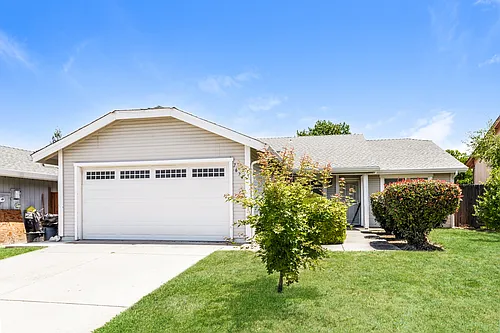 7654 Zephyr Hills Way Photo 1