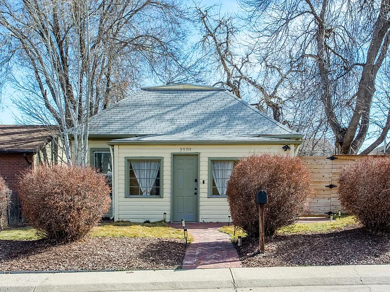 3904 S Pearl St — Photo 15