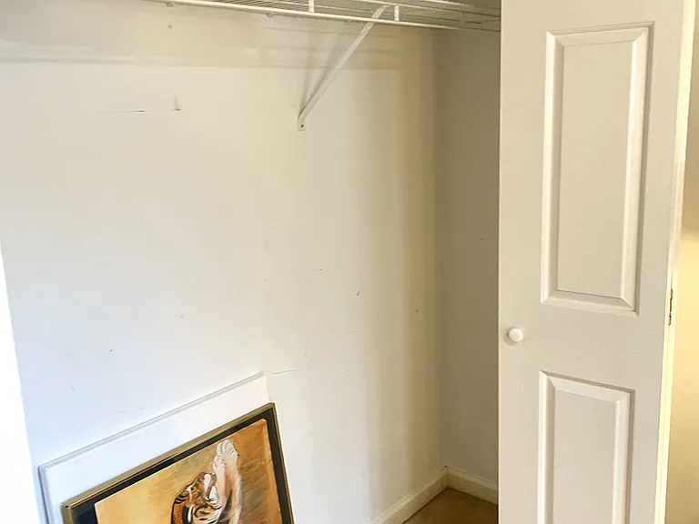 40 James O Ct — Photo 33