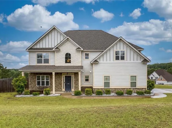 25 Red Maple Dr, Phenix City, AL 36869