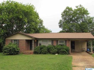 1611 Sebring St NW, Huntsville, AL 35816