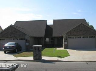 2124 32nd Ct, Joplin, MO 64804