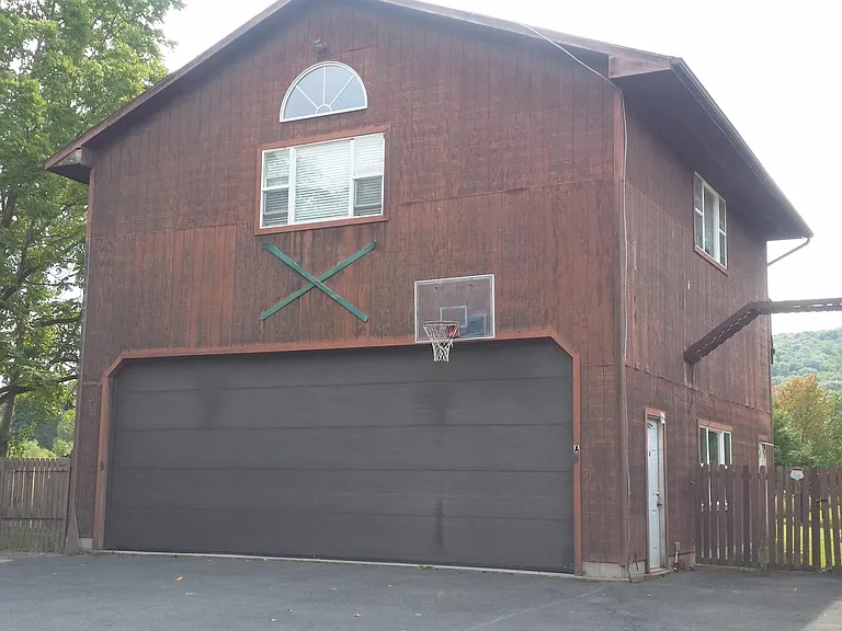 Rathbun Rd — Photo 19