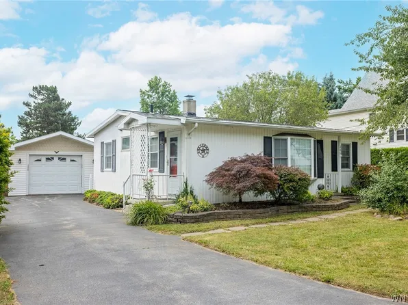 286 Bank St, Batavia, NY 14020