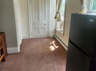 256 Main St #4, Auburn, ME 04210