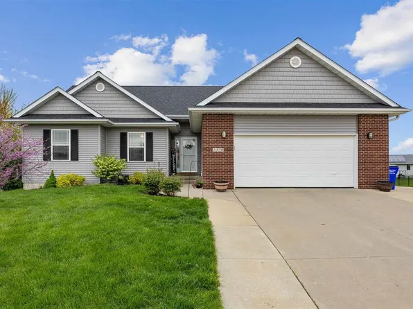 1330 Remington Ct, North Liberty, IA 52317