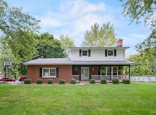 411 N Sycamore St, Hinckley, IL