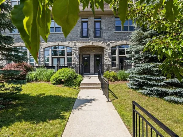 74 A Cardigan St, Guelph, ON N1H 0A4