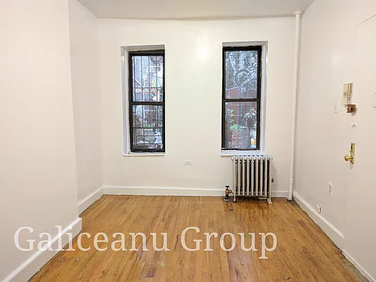 Rented by Lexington Real Estate Group | media 15