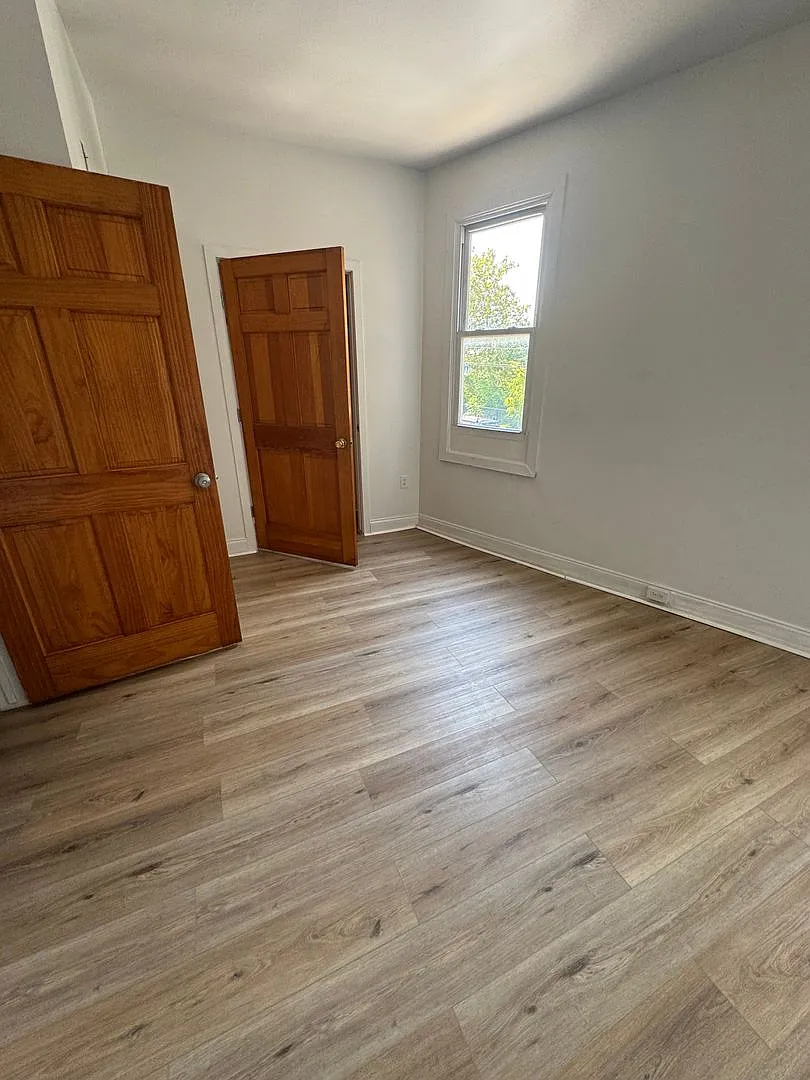 4716 Woodland Ave. — Photo 4