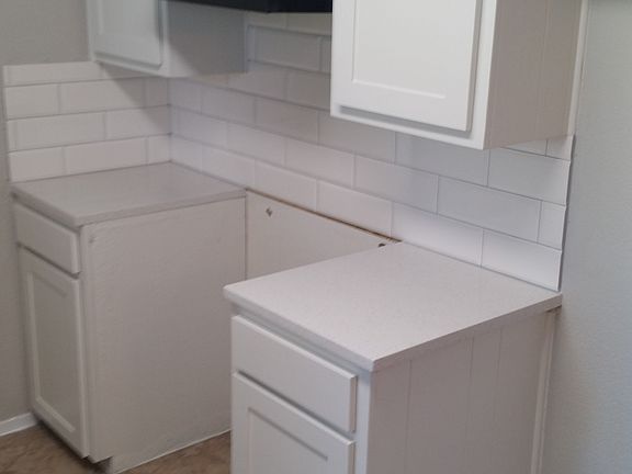 4th image of 107 Elaine Dr
