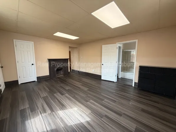 671 5th St, Oakmont, PA 15139