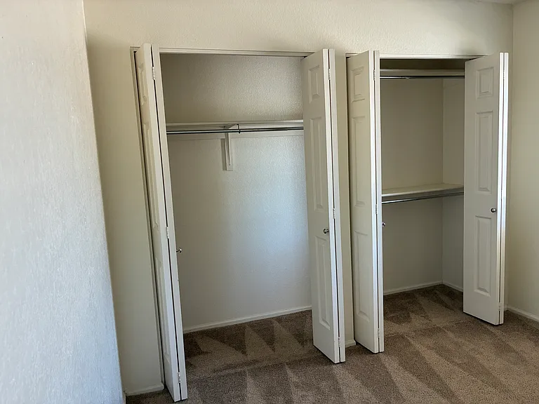 5637 W Yucca St — Photo 18