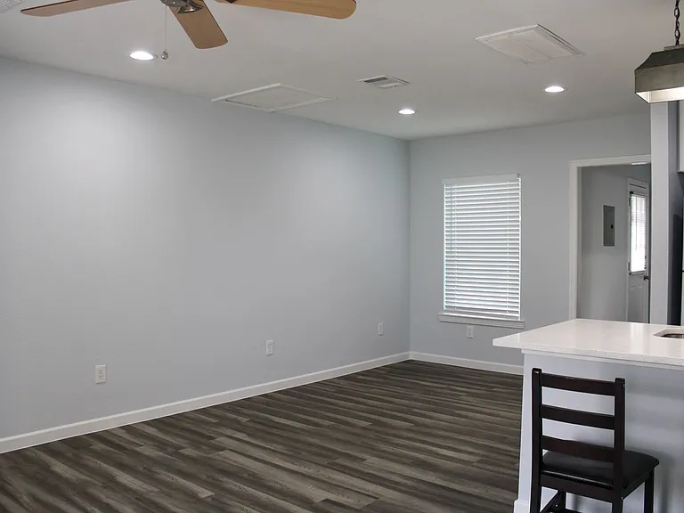 1475 W Contour Dr — Photo 10