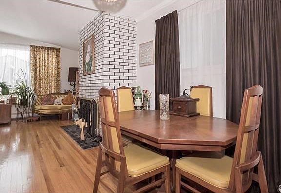 Open Floor Plan w Formal Dining Room off of Living Room also w hardwood floors