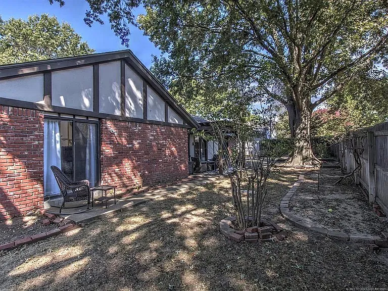 8917 S 70th East Ave — Photo 30