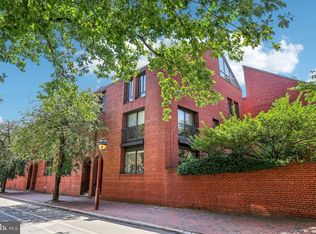 310 Spruce St, Philadelphia, PA 19106