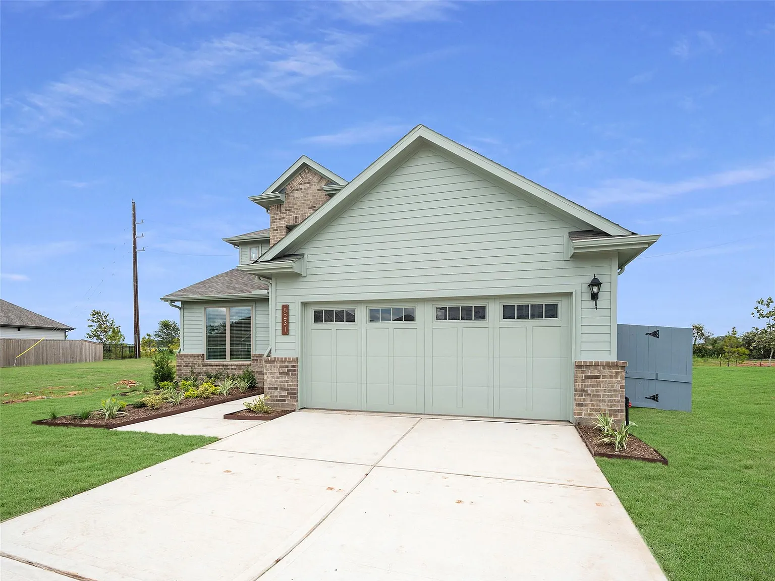 4 bed, 3.5 bath, 2893 sqft, $2,800 — Photo 2