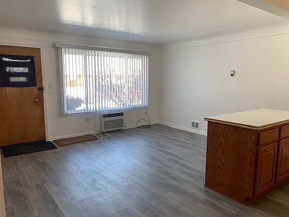 4th image of 16171 McLain Ave #16171