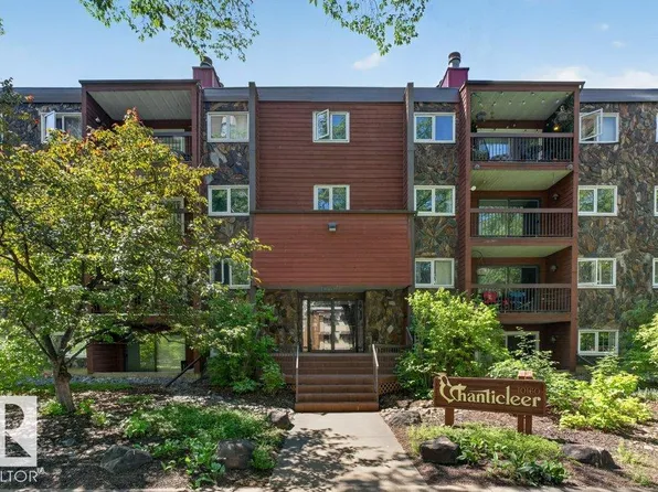 10160 119th St NW #3, Edmonton, AB T5K 1Y9