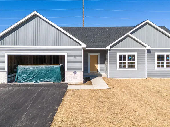 1954 Sequoia Dr, Janesville, WI 53545