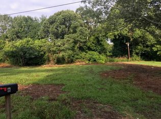 6 Bluegrass Dr, Natchez, MS 39120