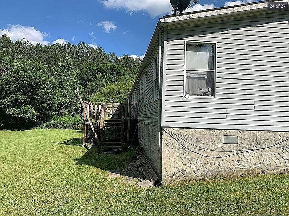 3rd image of 77 Daniels Dr