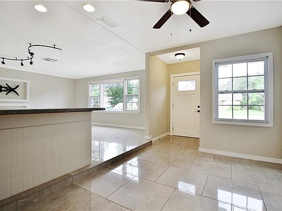 2nd image of 2326 Pelican Dr