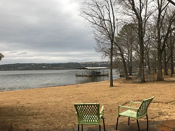 2nd image of 206 E Shore Dr