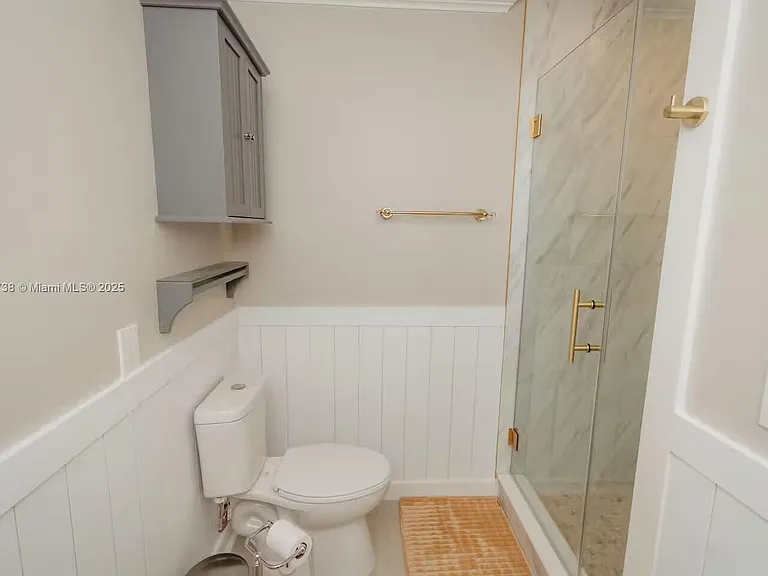 9675 SW Anchor Dr — Photo 35