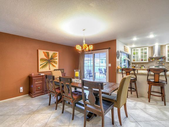 4th image of 9019 N Arroya Vista Dr