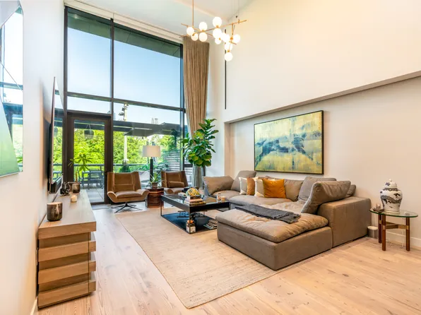 90 Furman St #210N, Brooklyn, NY 11201