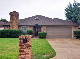 5021 Alicia Dr, Fort Worth, TX 76133