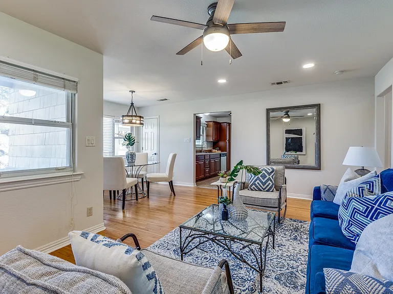 4517 Donnelly Ave — Photo 8