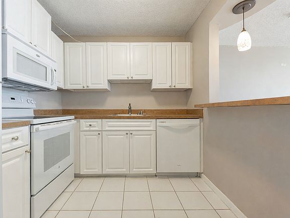 5th image of 111 W Maple St APT 3110