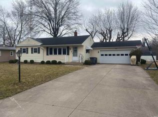107 Bittersweet Ln, Portland, IN 47371