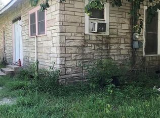 205 S 15th St, Silsbee, TX 77656