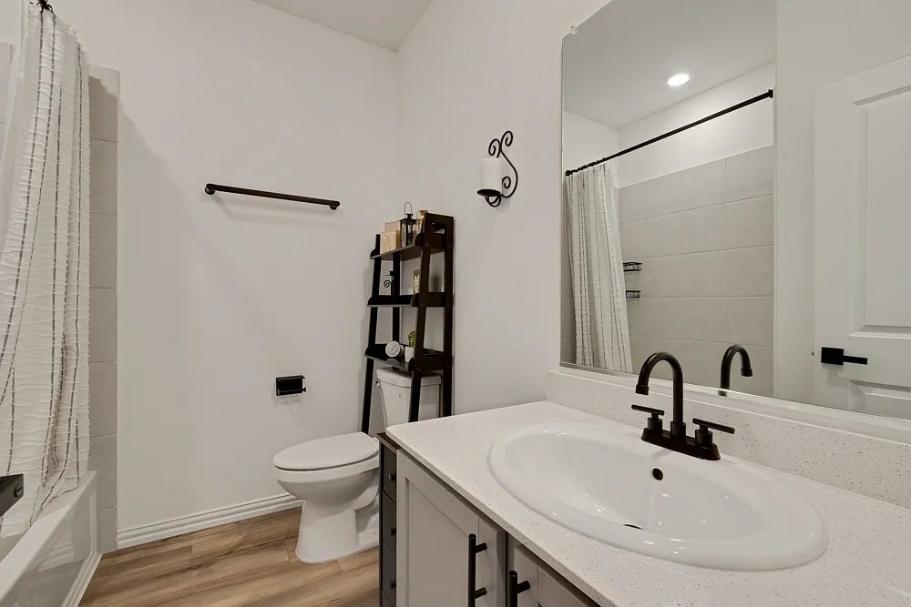 3 bed, 1583 sqft, $2,350 — Photo 3