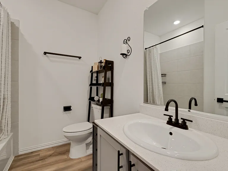 1224 Milfoil Dr — Photo 3
