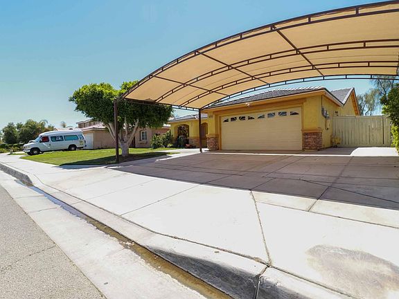 2nd image of 83153 Camino Bahia Ave