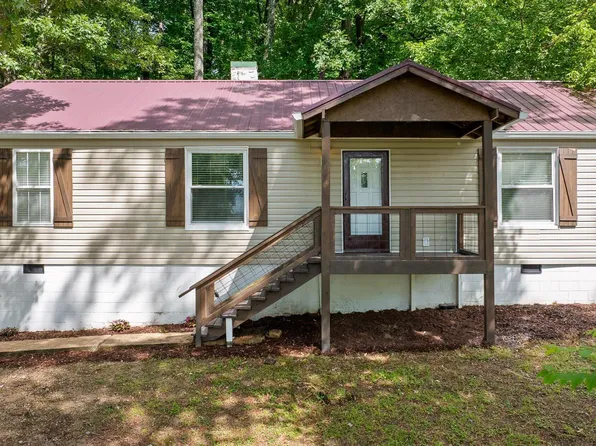 1310 Labrea Dr, Chattanooga, TN 37421