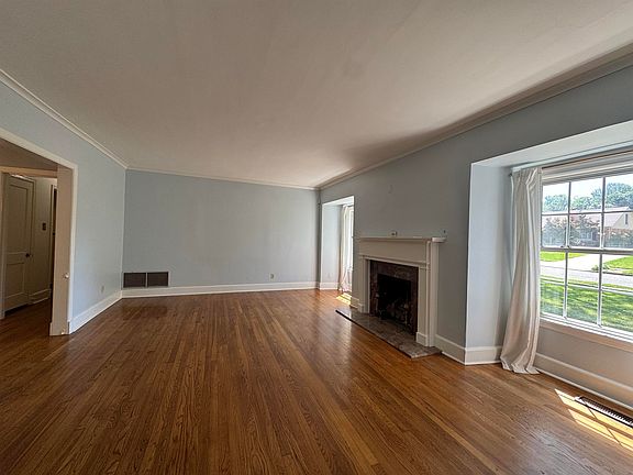 5th image of 3630 Highland Park Pl